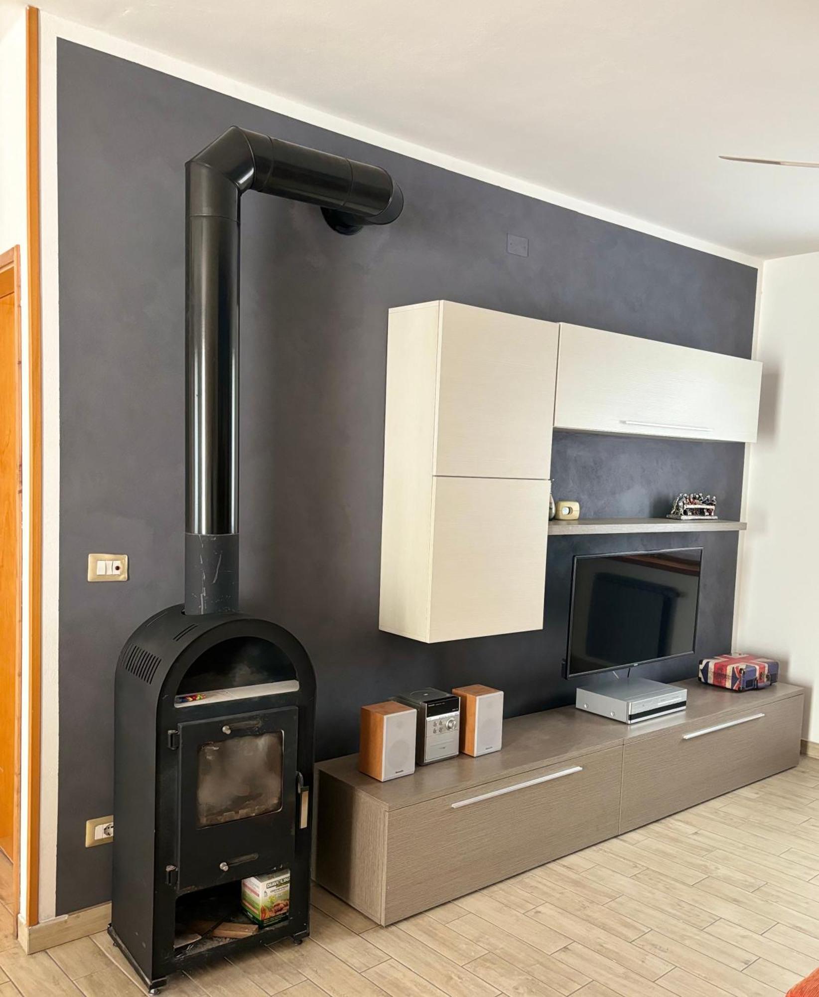 Casa Dell'Alpino Villa Caprino Veronese Bagian luar foto