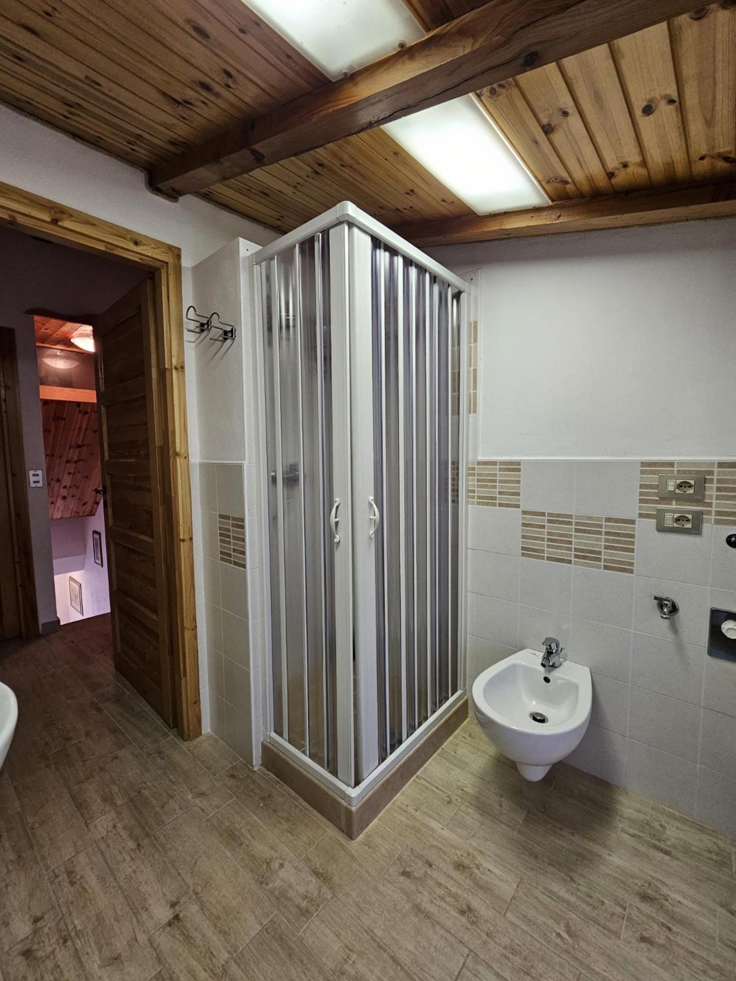 Casa Dell'Alpino Villa Caprino Veronese Bagian luar foto
