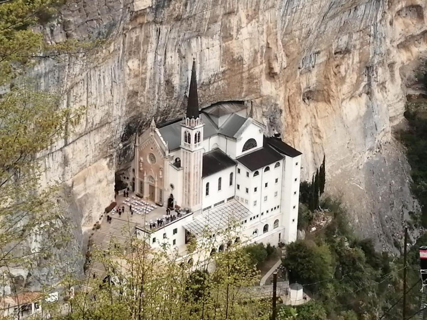 Casa Dell'Alpino Villa Caprino Veronese Bagian luar foto